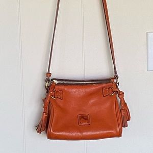 Dooney & Bourke small Florentine purse